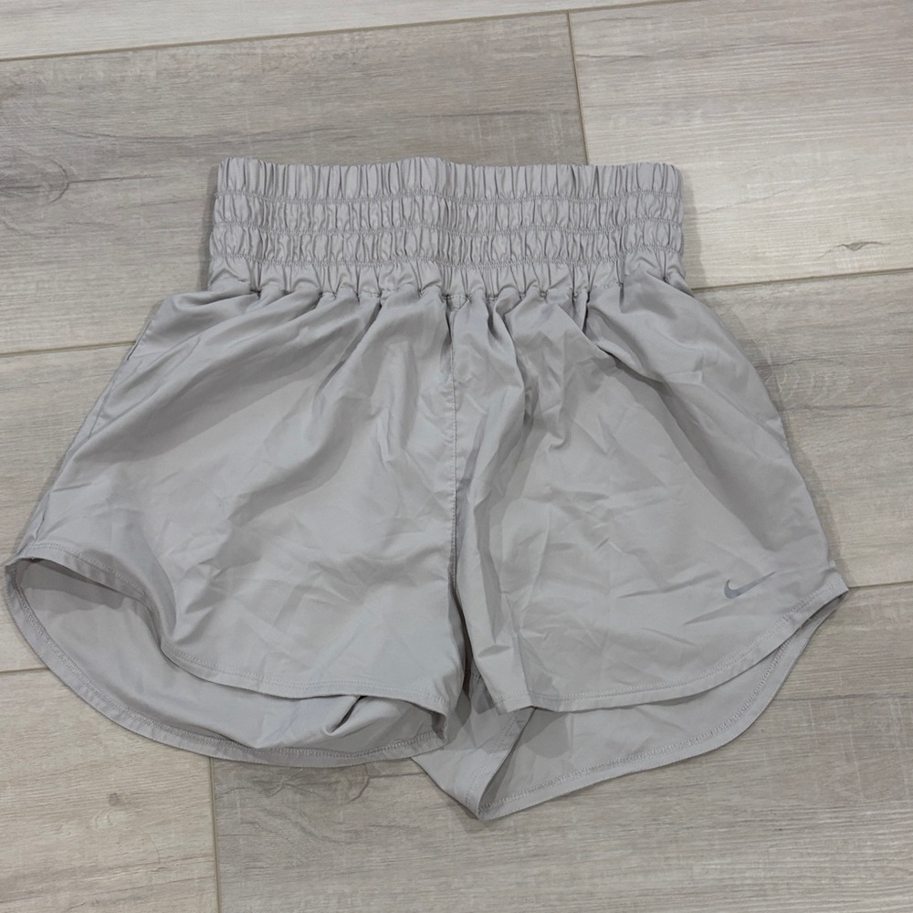 Nike Women's Light Gray Athletic Shorts